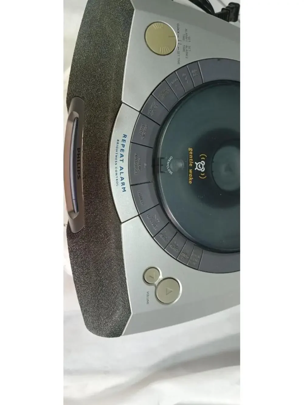 Philips AJ3936/17 CD Player Dual Alarm Clock AM FM Radio Stereo
